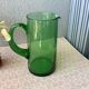 Carafe en verre soufflé verte