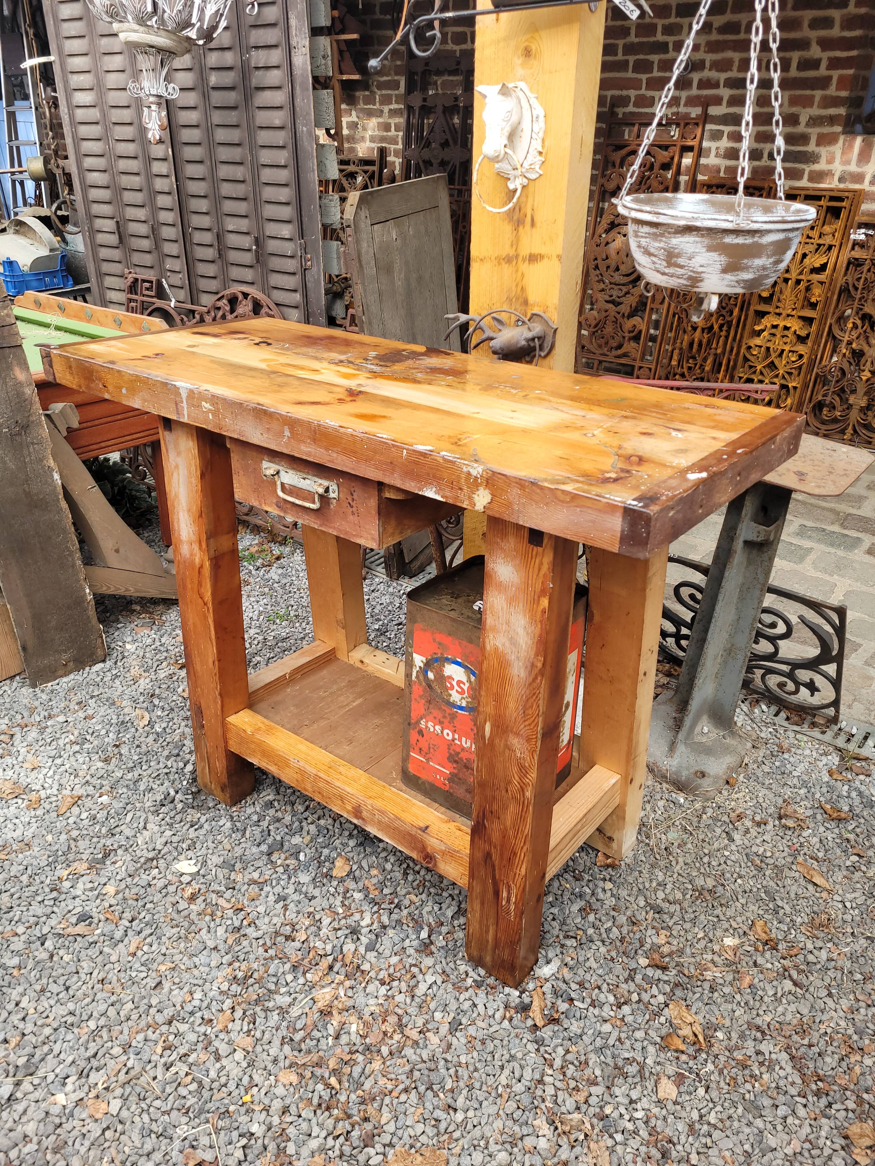 Carpentry or cabinetmaker's workbench, 120 long