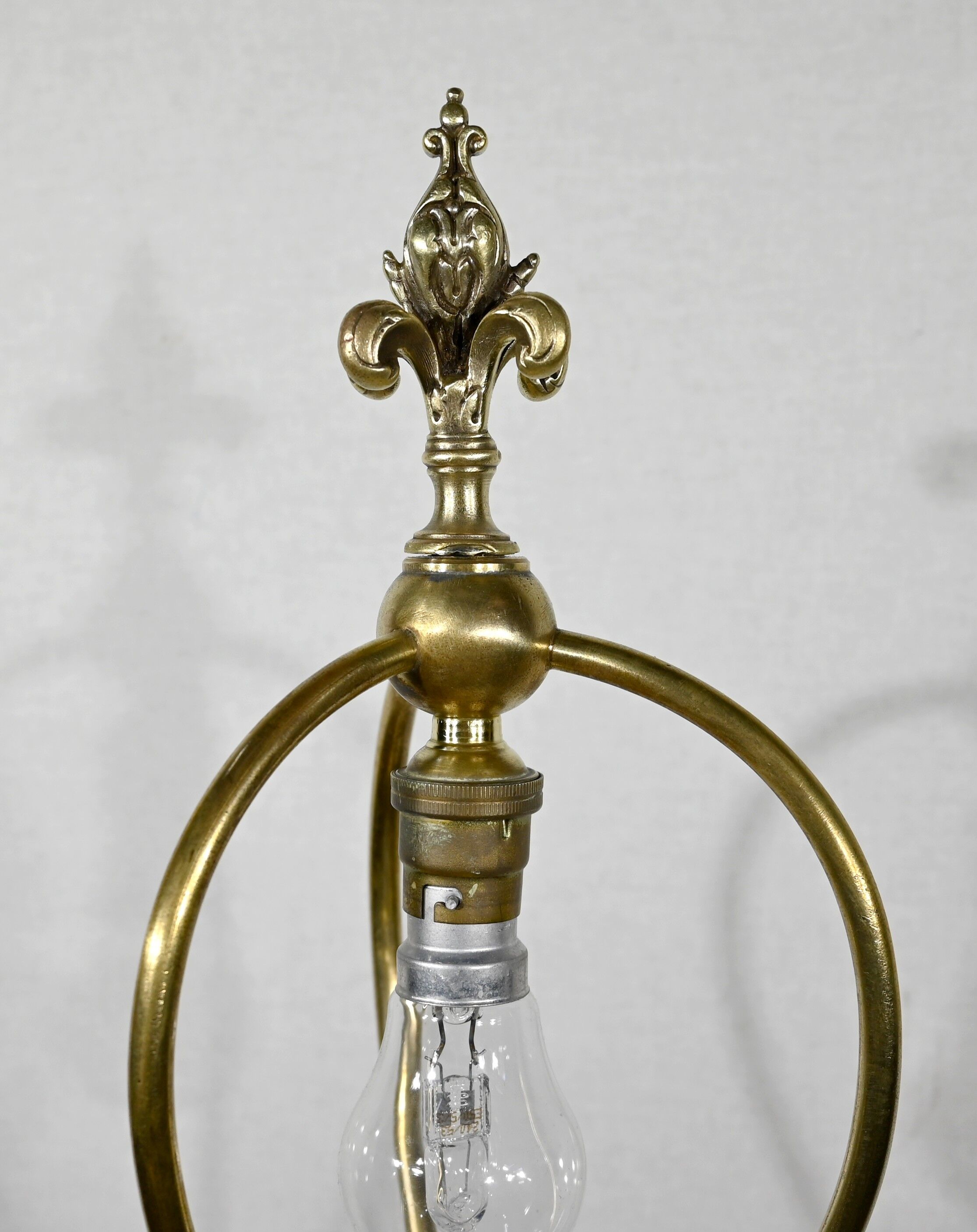 Gilded bronze lamp, Art Nouveau – late nineteenth century