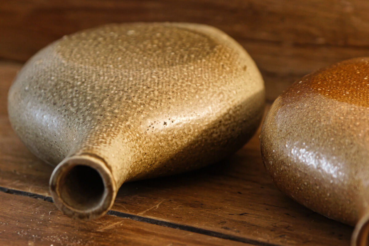 Paire de vases gourde Marie Galante