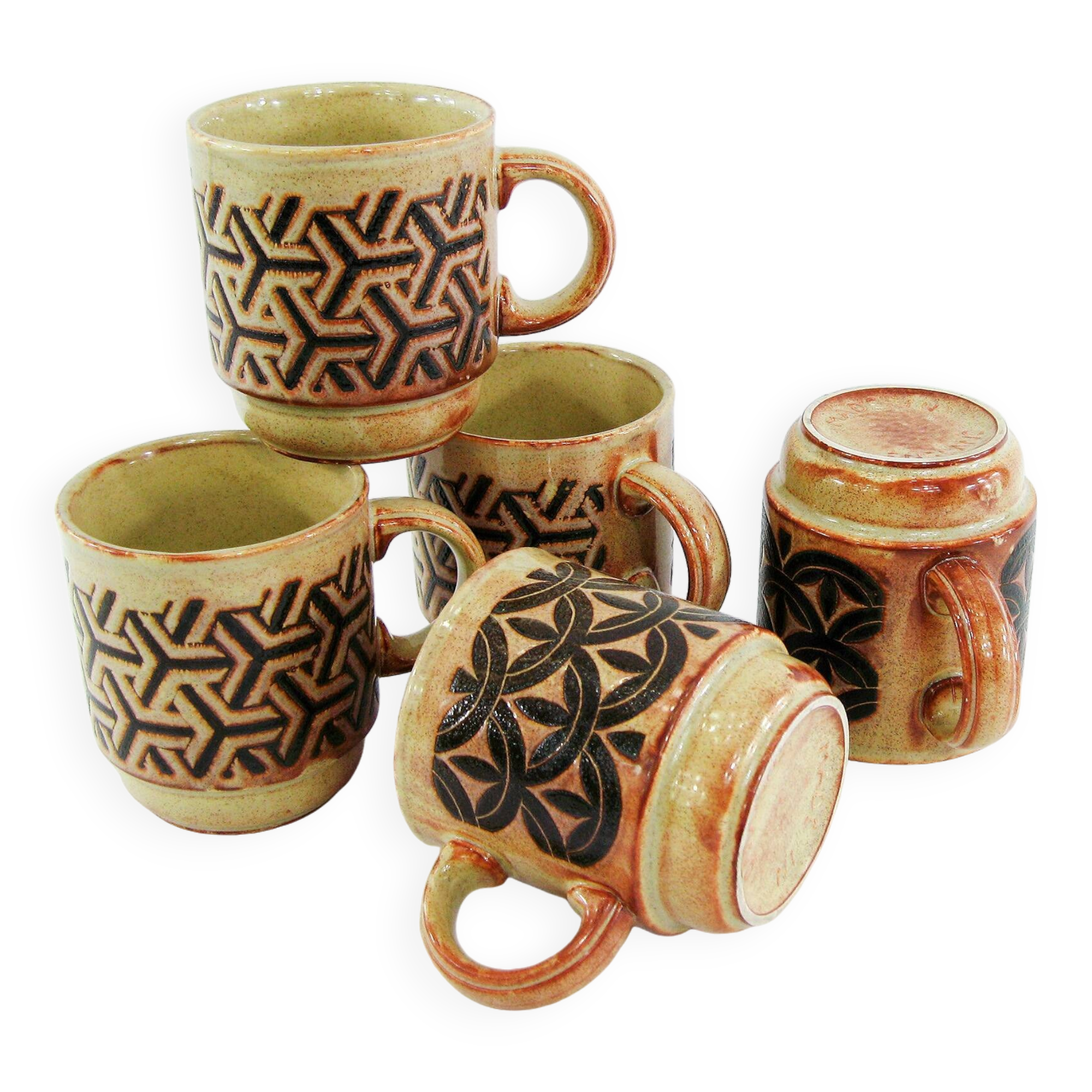 5 beige and fawn stoneware mugs - brown geometric decor - made in England - vintage 70s