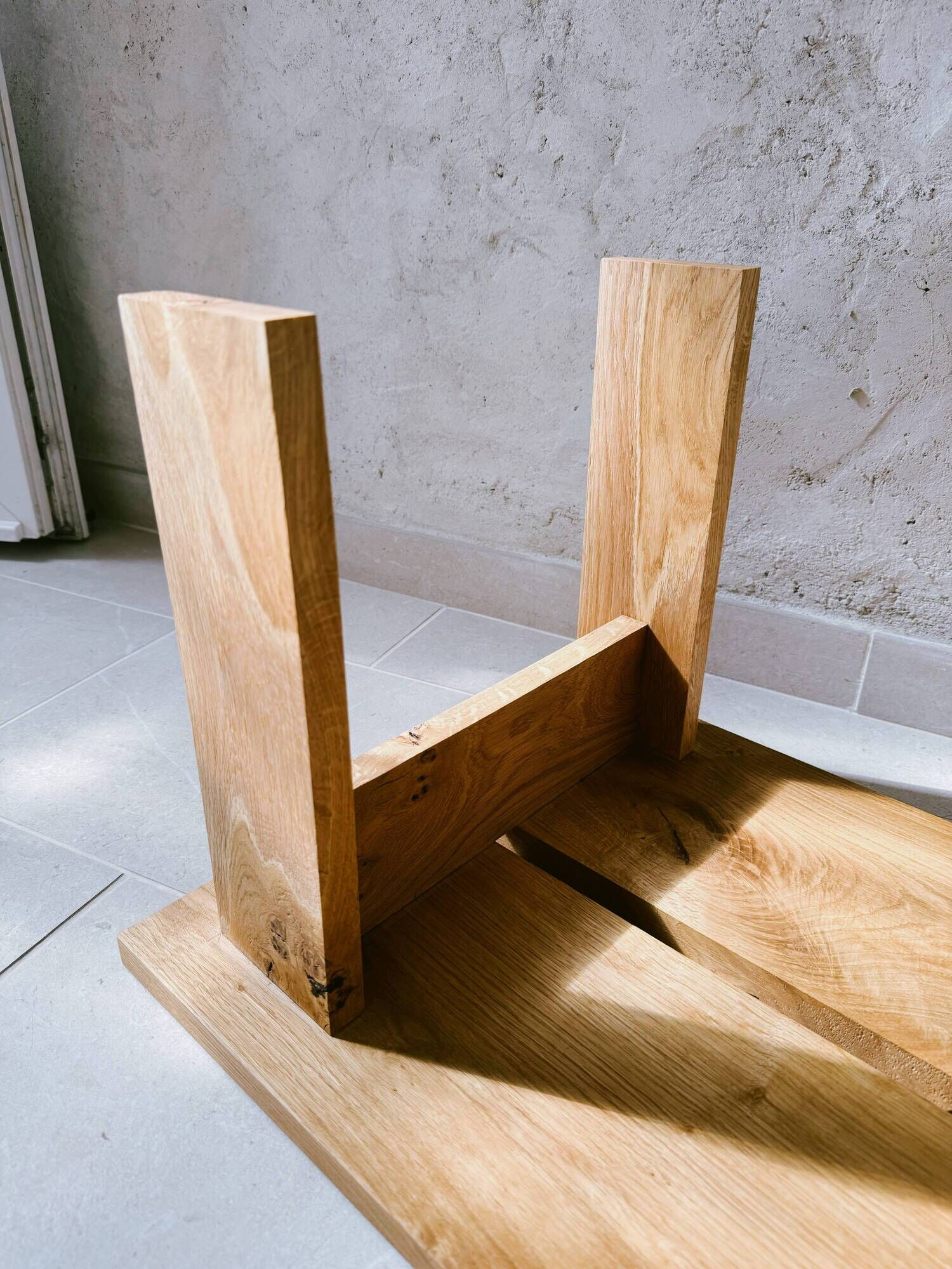 Solid oak coffee table, minimalist / contemporary design