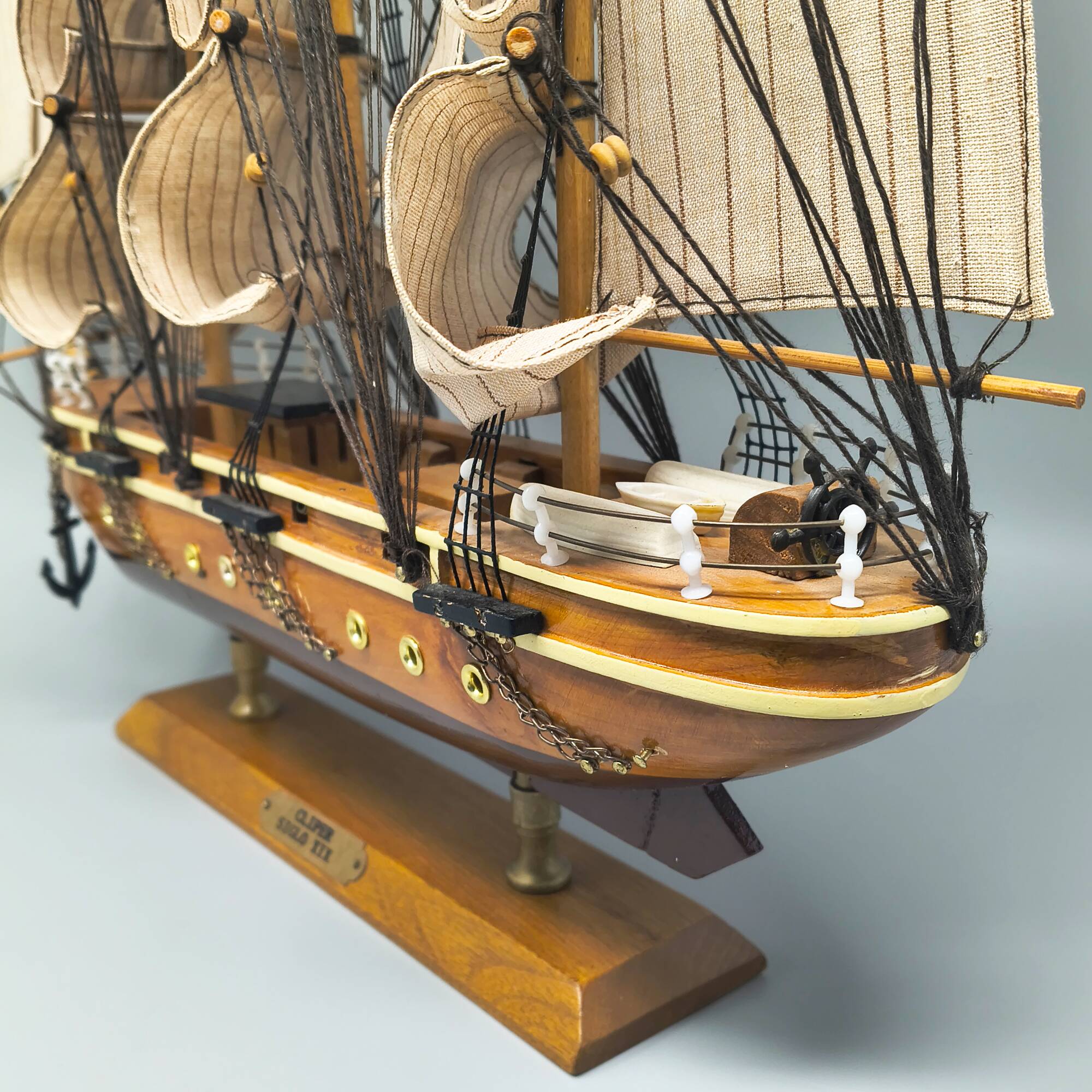 Bateau modèle Astonishing Cliper du XIXe siècle des années 1970. Fait main. Fabriqué en Angleterre.