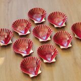 Proceram Aubagne service in red and gilded ceramic shell St Jacques 1950