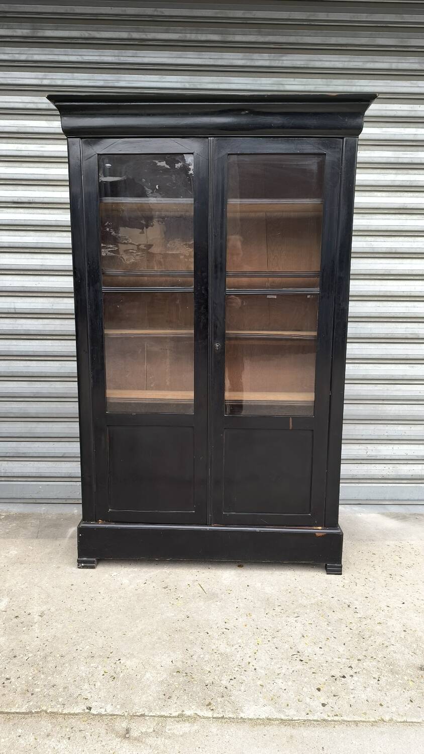 Lacquered oak bookcase 1860