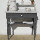 Meuble de toilette en bois et marbre blanc