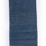 Tapis tissé plat minimaliste de style scandinave. Petit modèle.