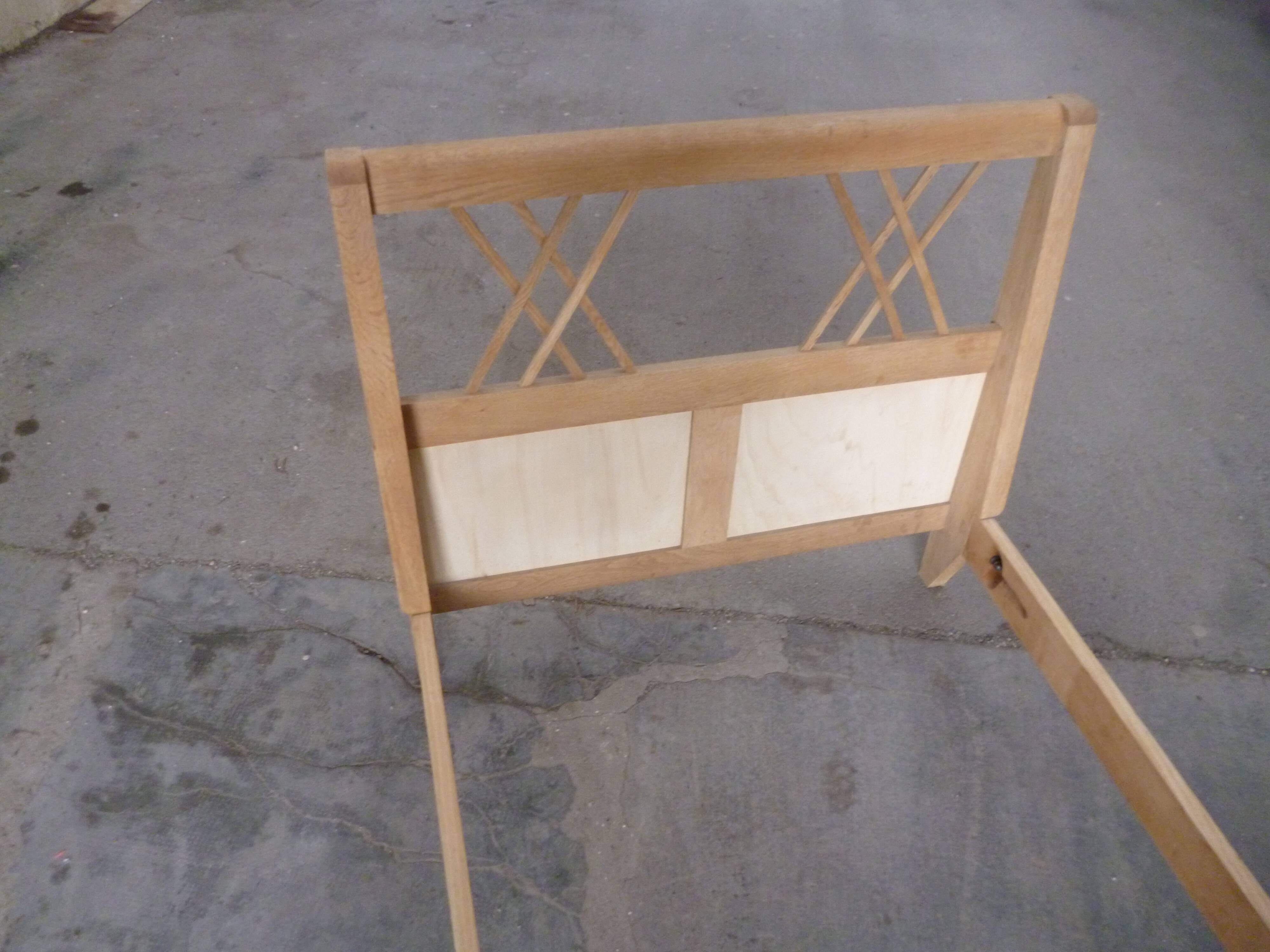 Oak bed from the 70s