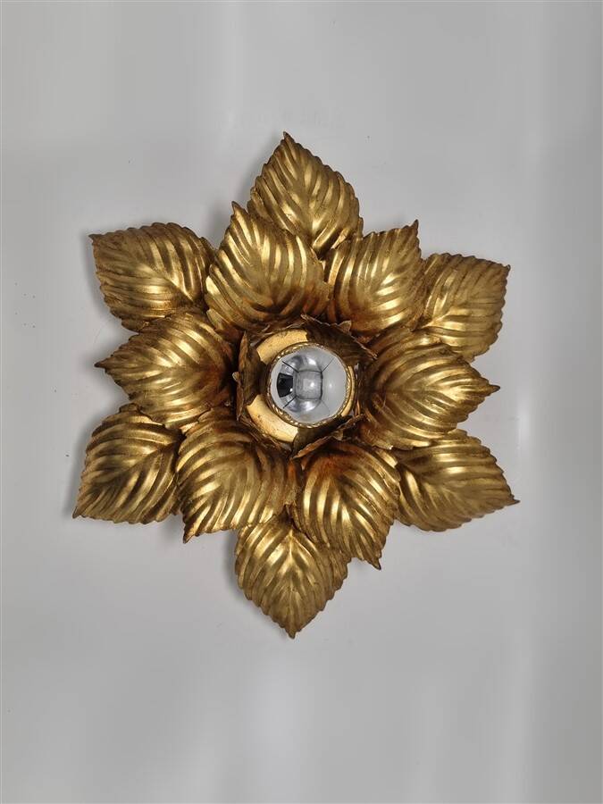 Masca flower wall light