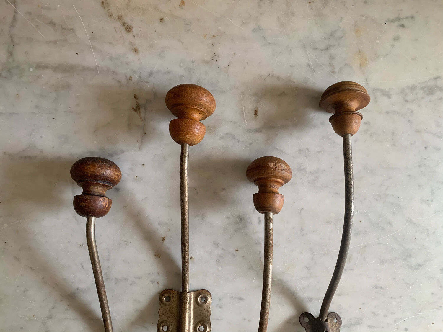 Set of 4 double hooks