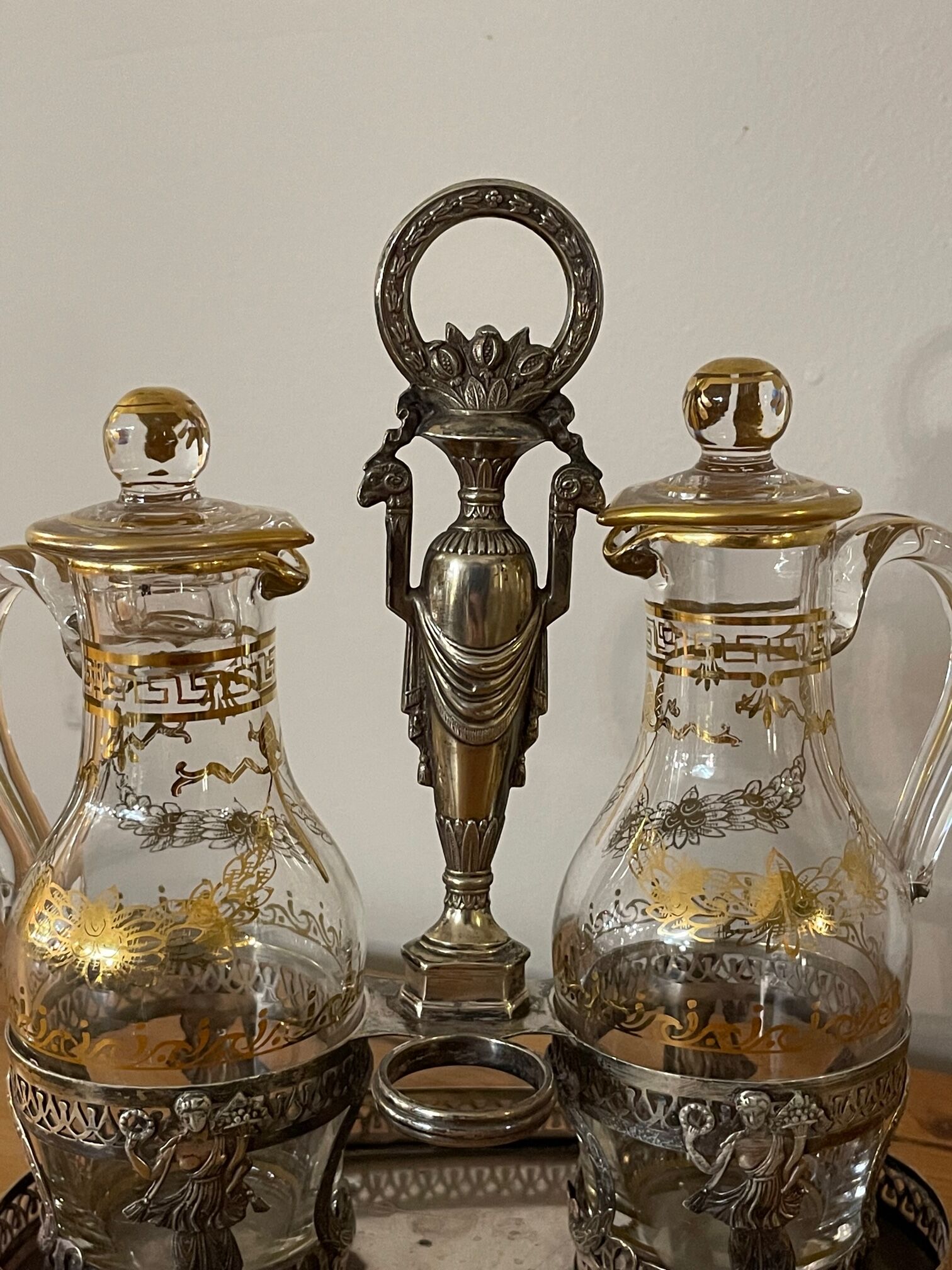 Oil and vinegar maker