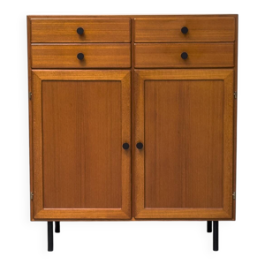 Commode en teck brouer