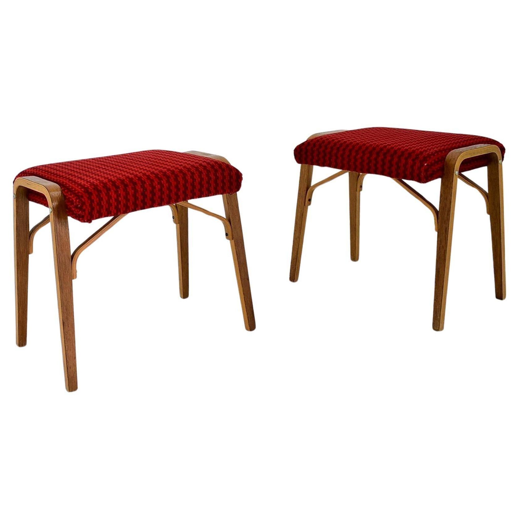 Tabourets en hêtre Ludvik Volak des années 1960 par Drevopodnik Holesov, Tchécoslovaquie