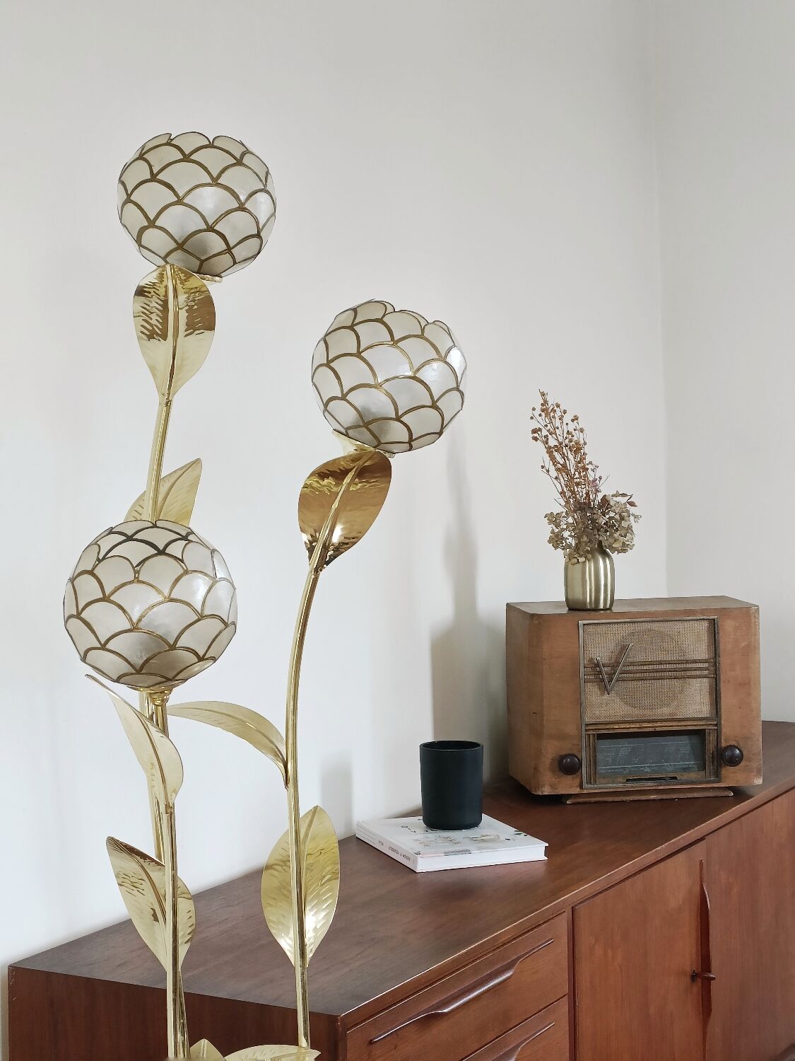 Mother-of-pearl flower floor lamp from the 70s