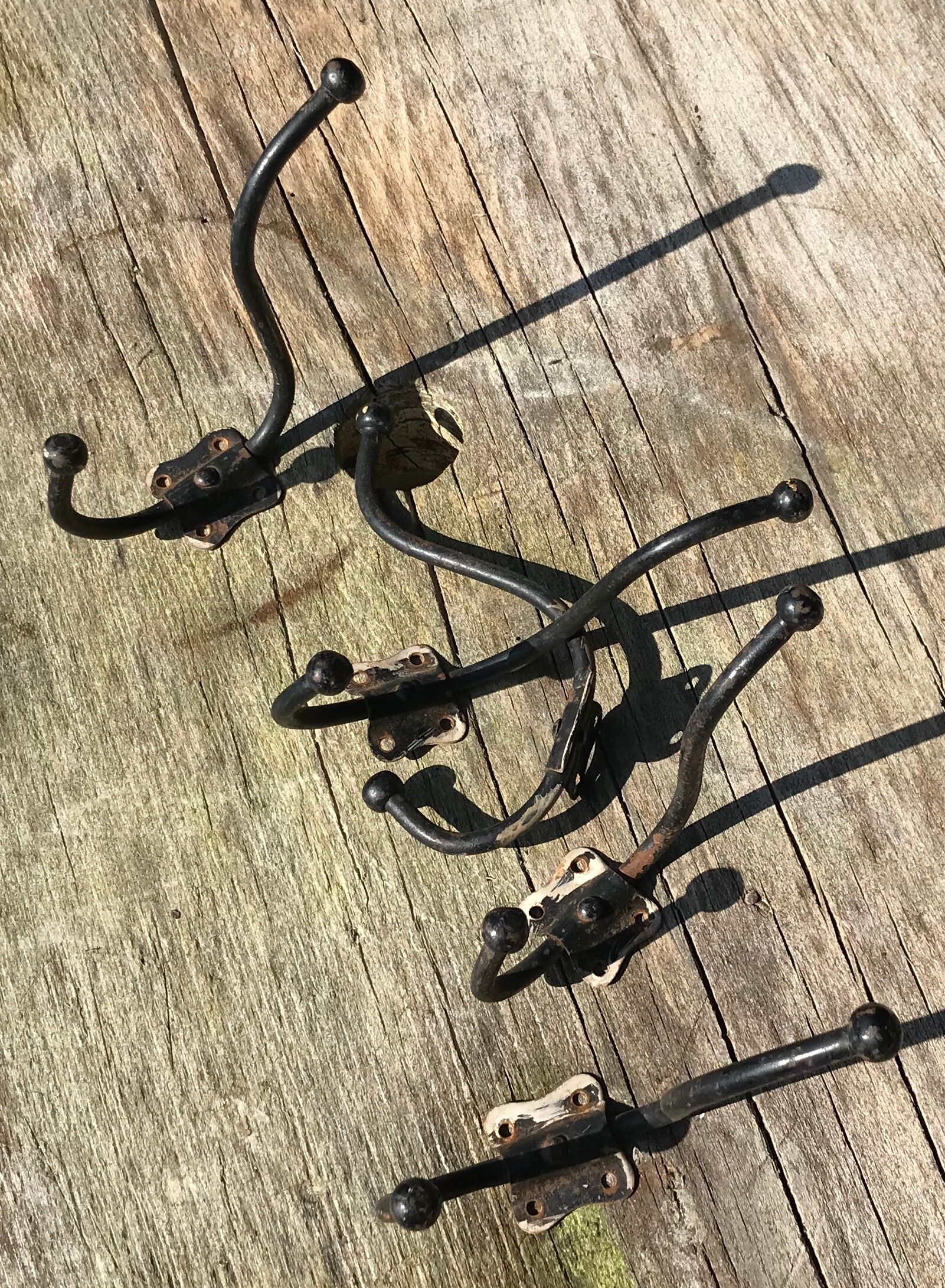 Series of 5 hooks