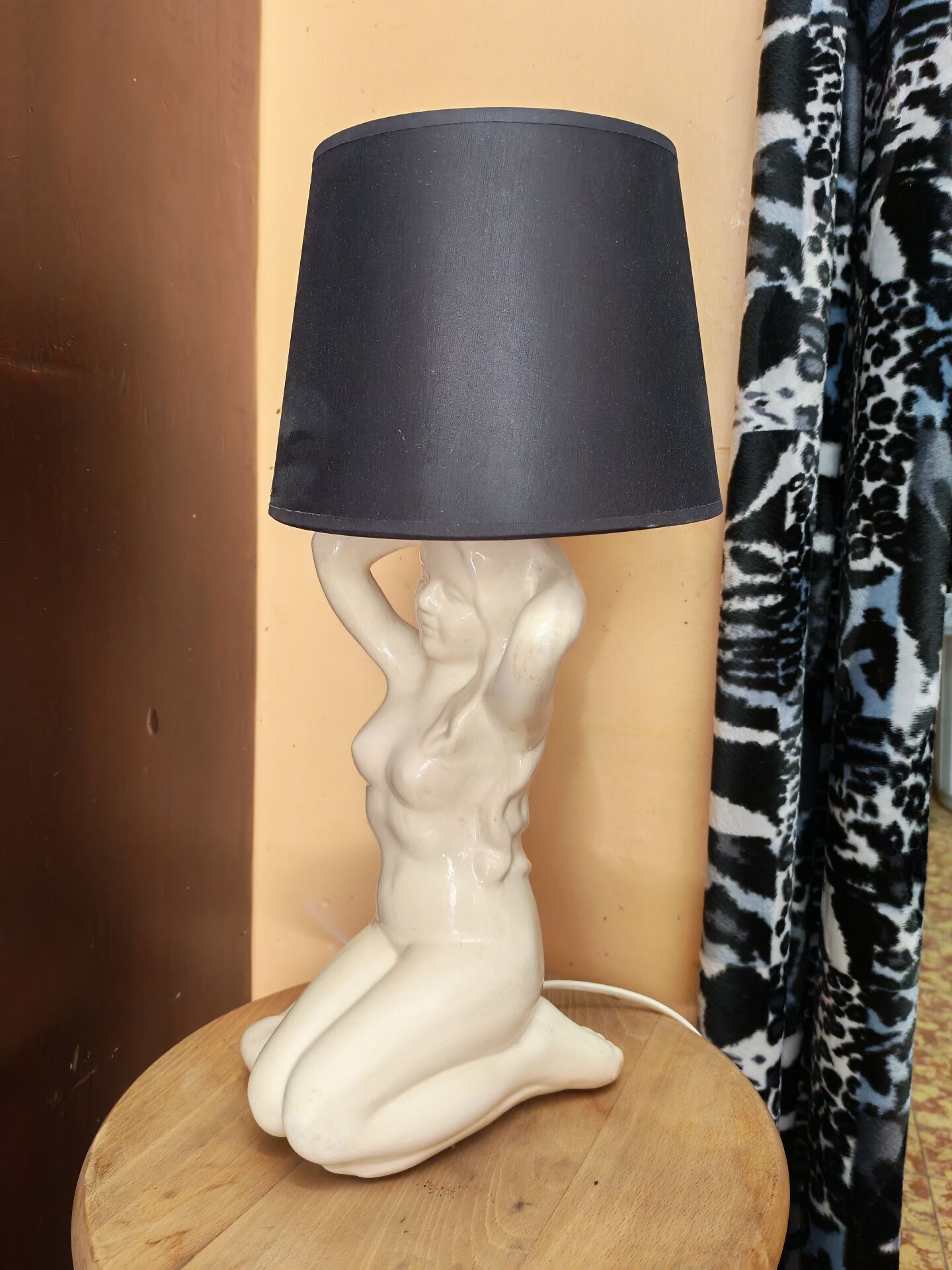 Art Deco style ceramic lamp