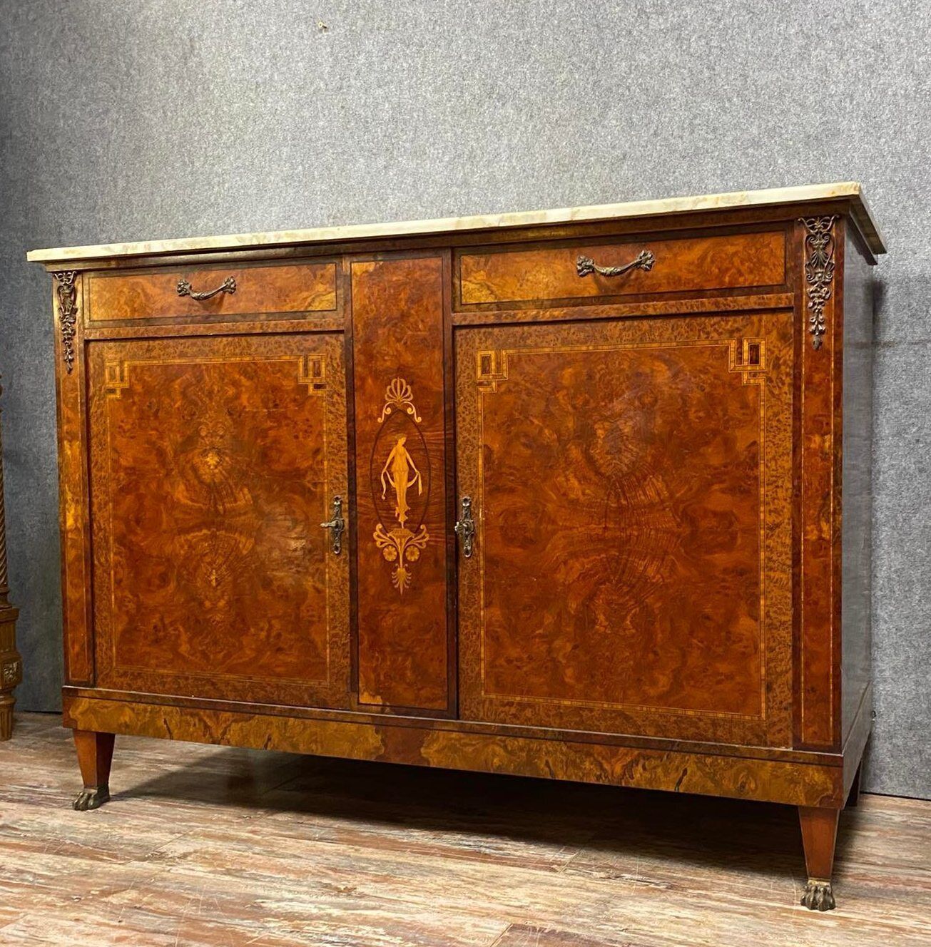 Empire / charles x buffet in noble wood marquetry around 1850