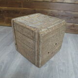 Pouf en bois
