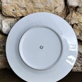 Plat en porcelaine