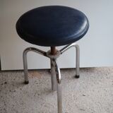 Tripod screw workshop stool in chromed metal and blue skai