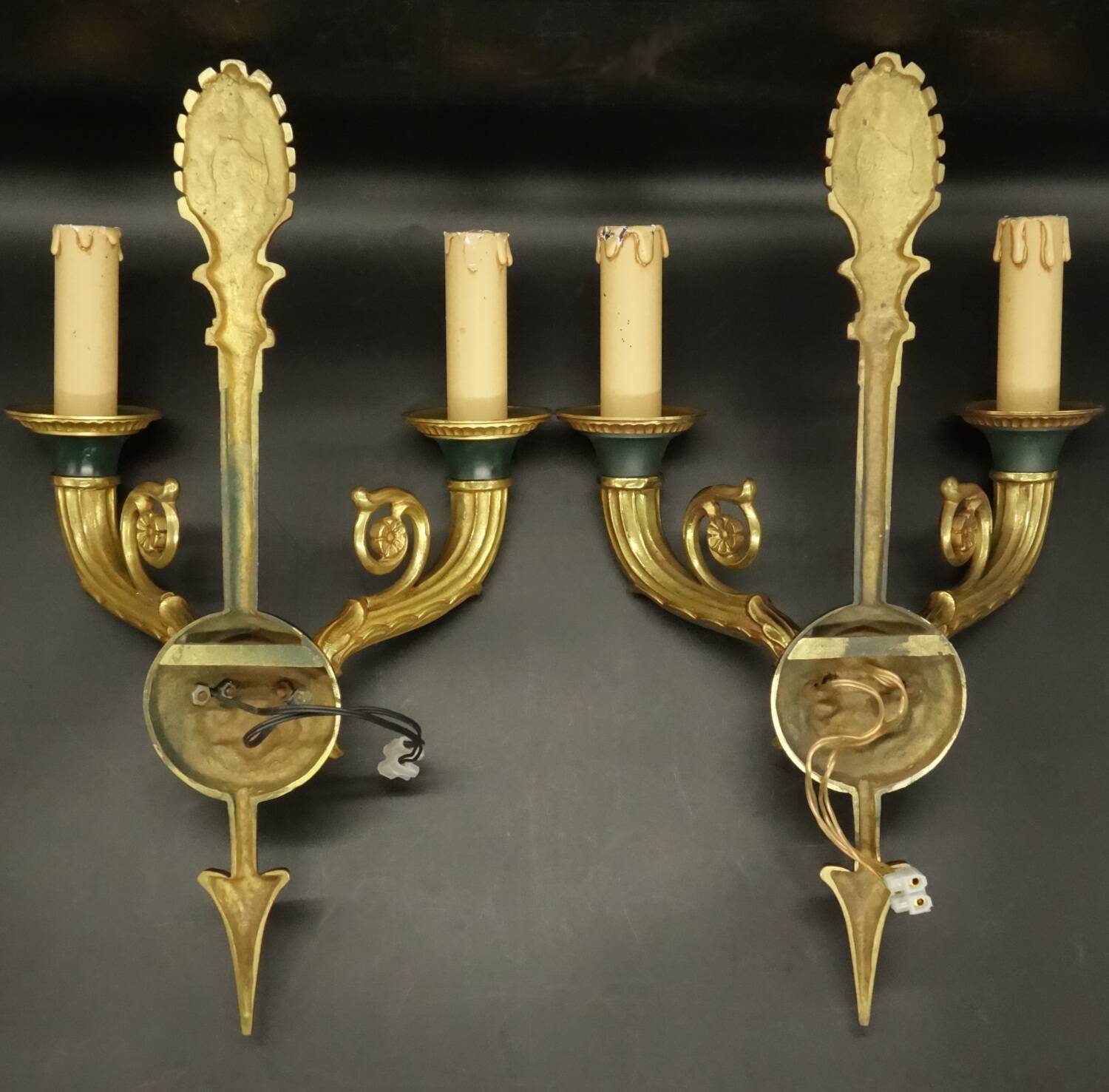 Pair of large Restoration style wall sconces from Lucien GAU - bronze
