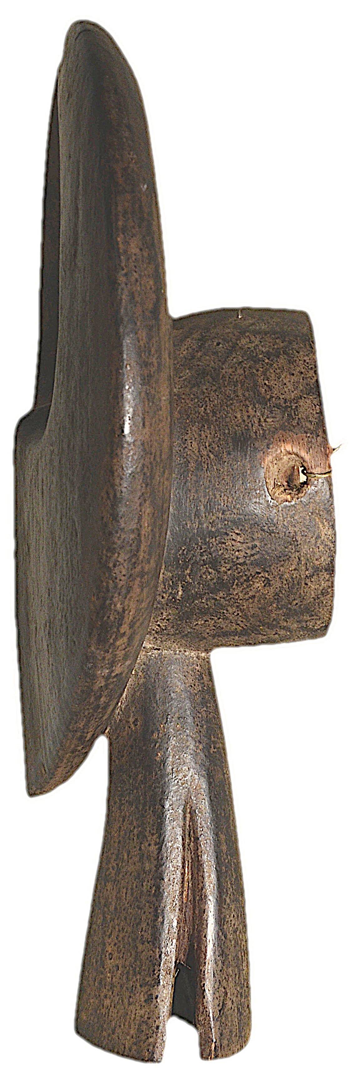 African wooden mask symbolising a buffalo, Nigeria, 28x39cm