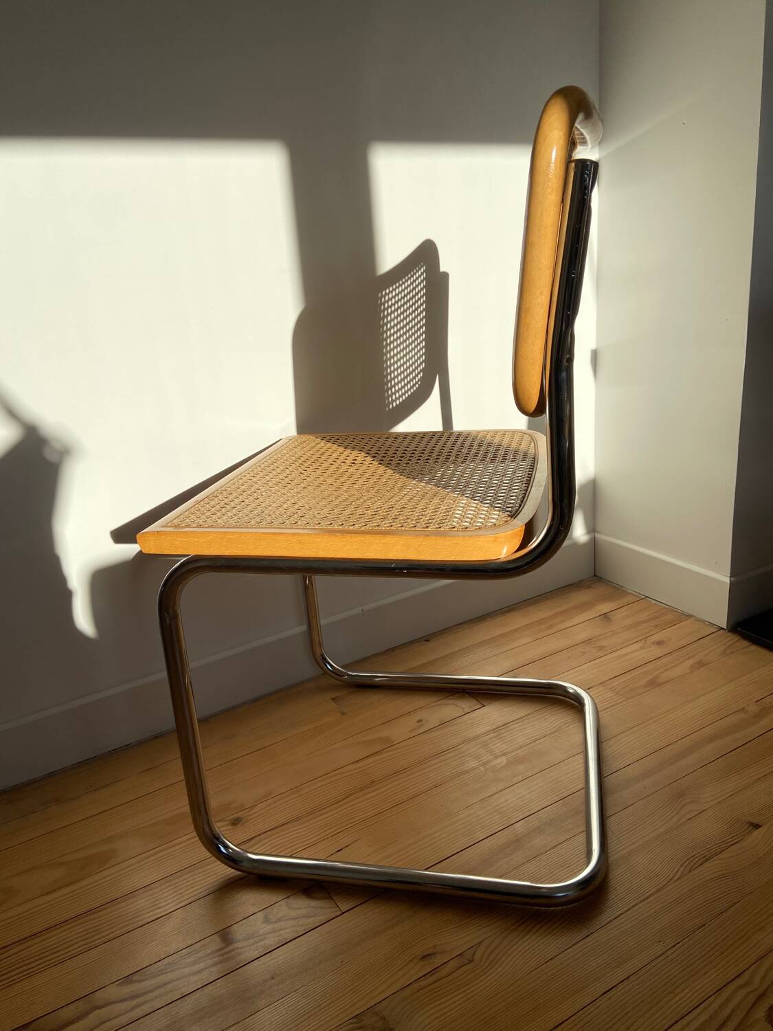Paire de chaises cannées italiennes design Breuer
