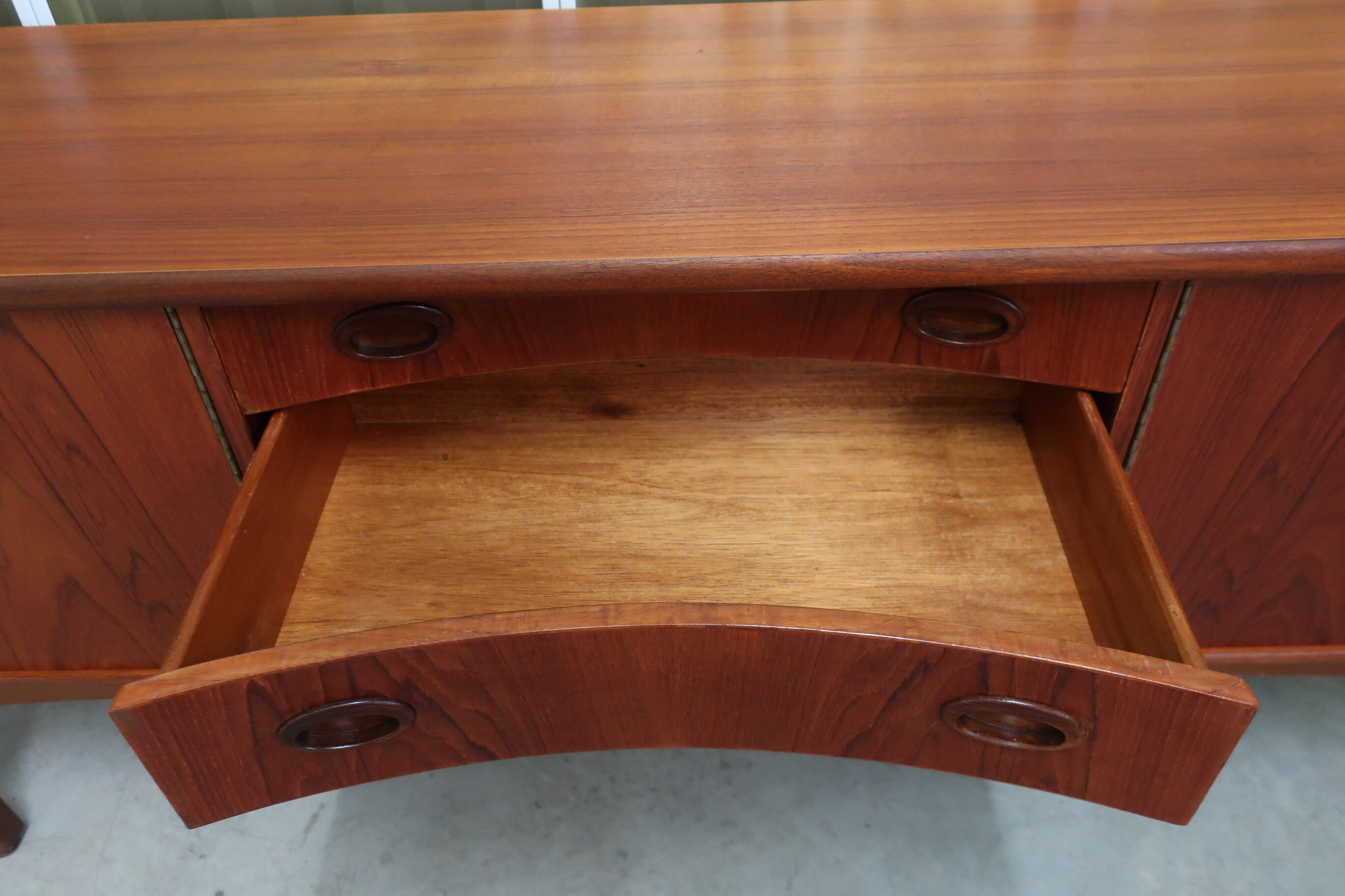 Atypical teak thread from the 60s