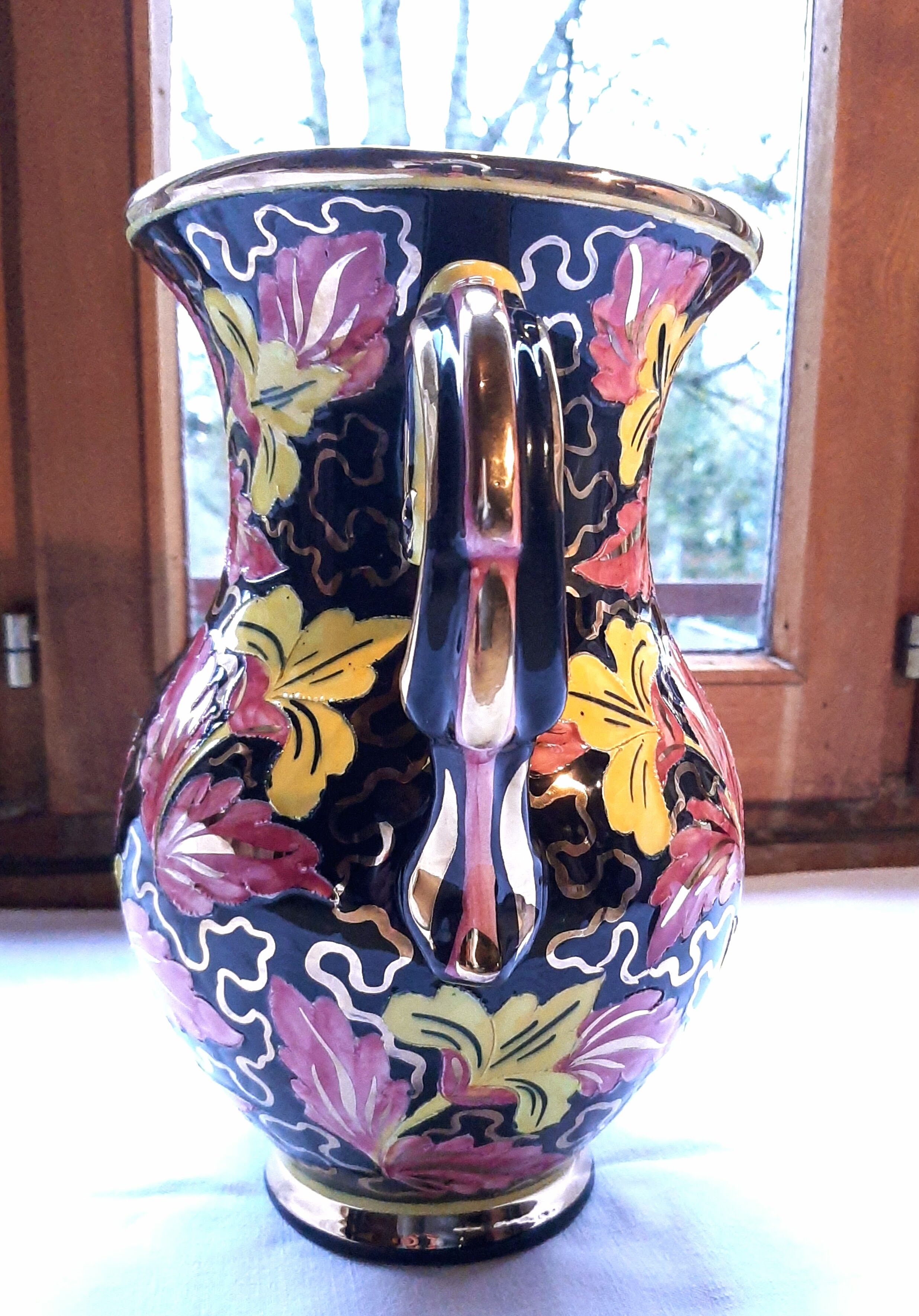 Monaco ceramic vase from Cerart establishments