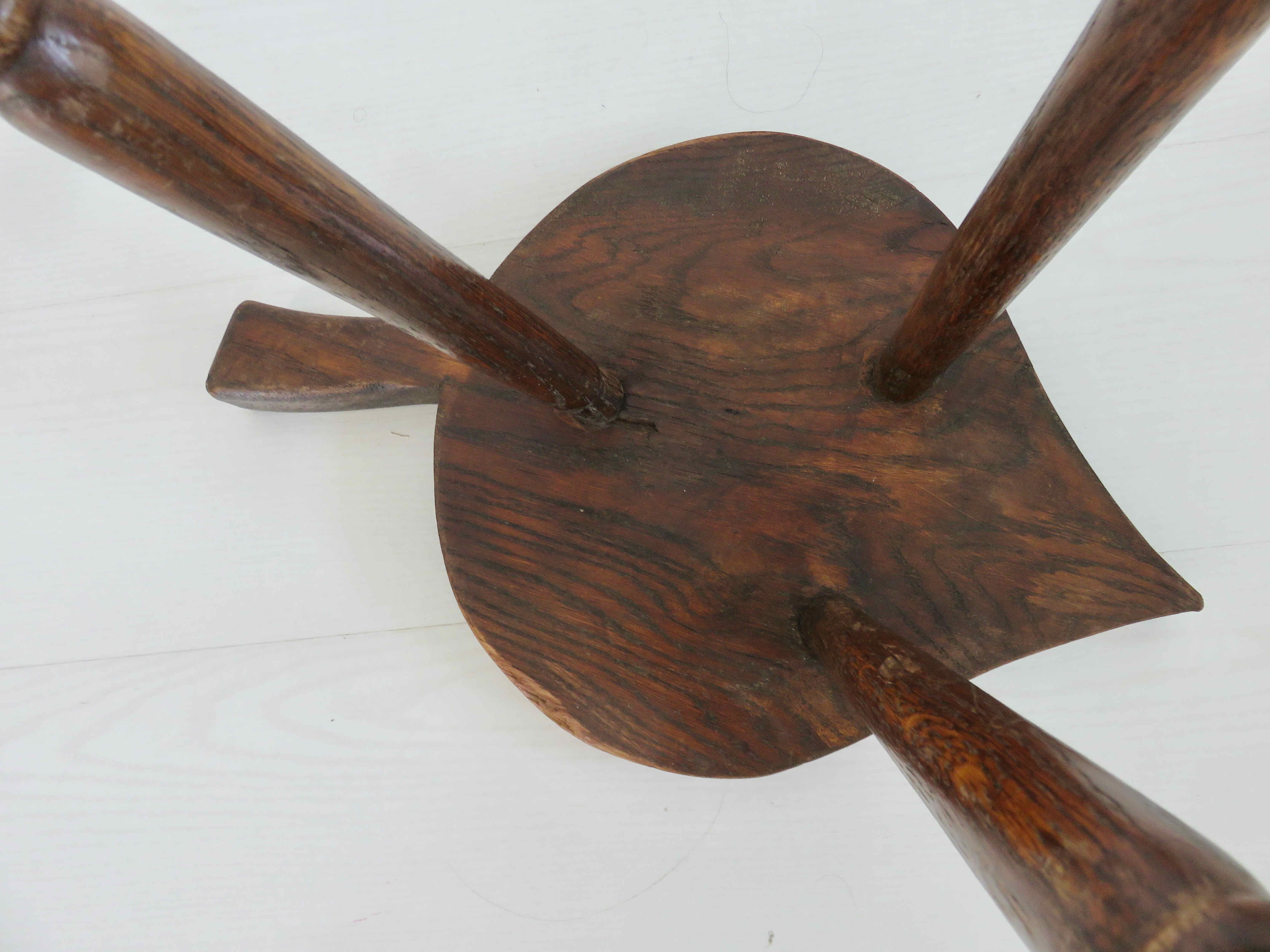 Wooden "ace" tripod stool from the 50s 60s