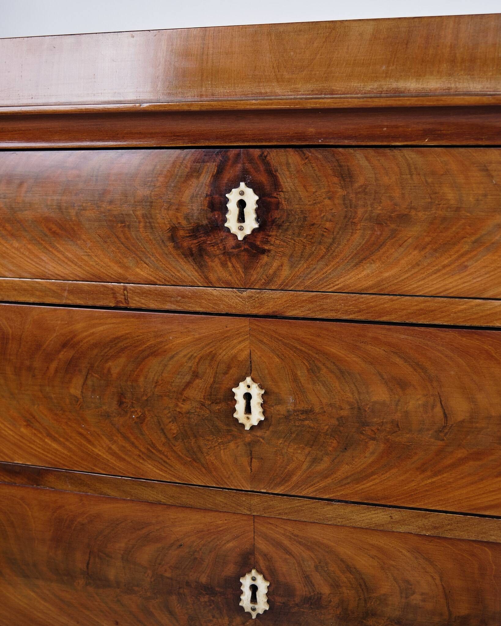 Chest of drawers - antique - mahogany - 7 drawers - 1860s