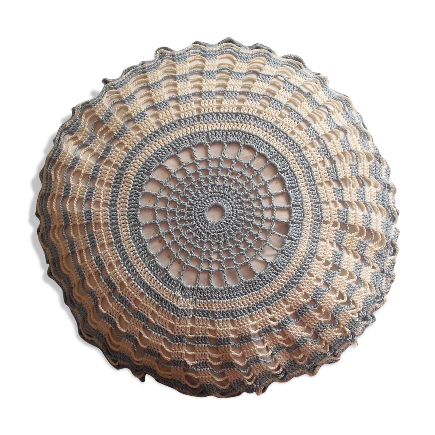 Crocheted round cushion 60s