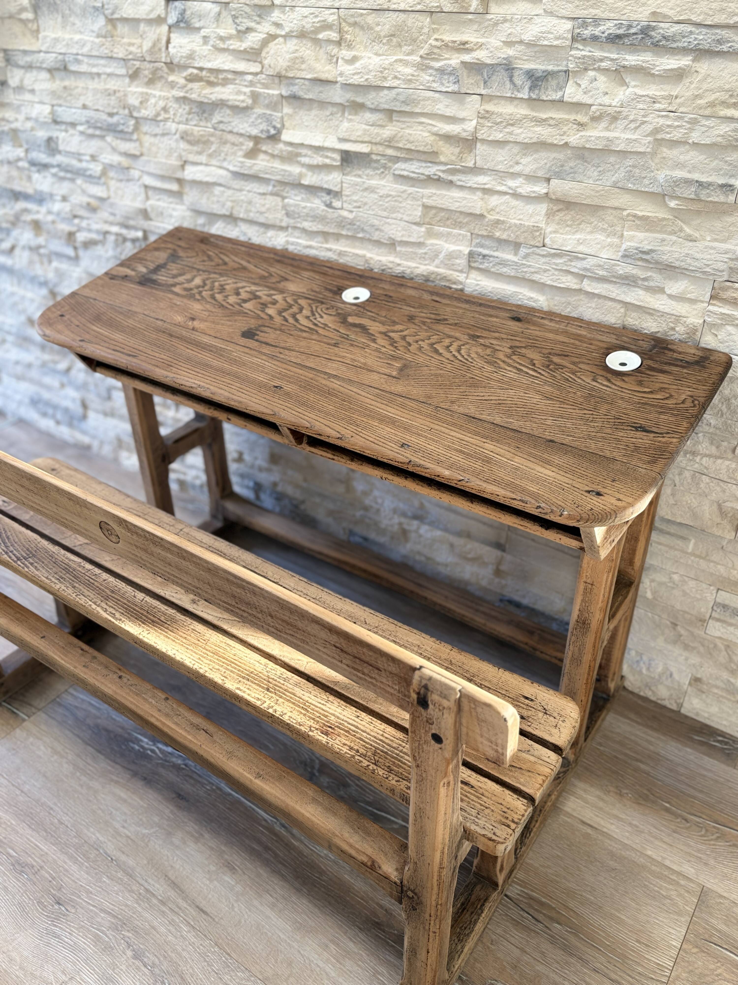 Pupitre ancien enfant