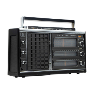 Grundig vintage Bluetooth Radio 80