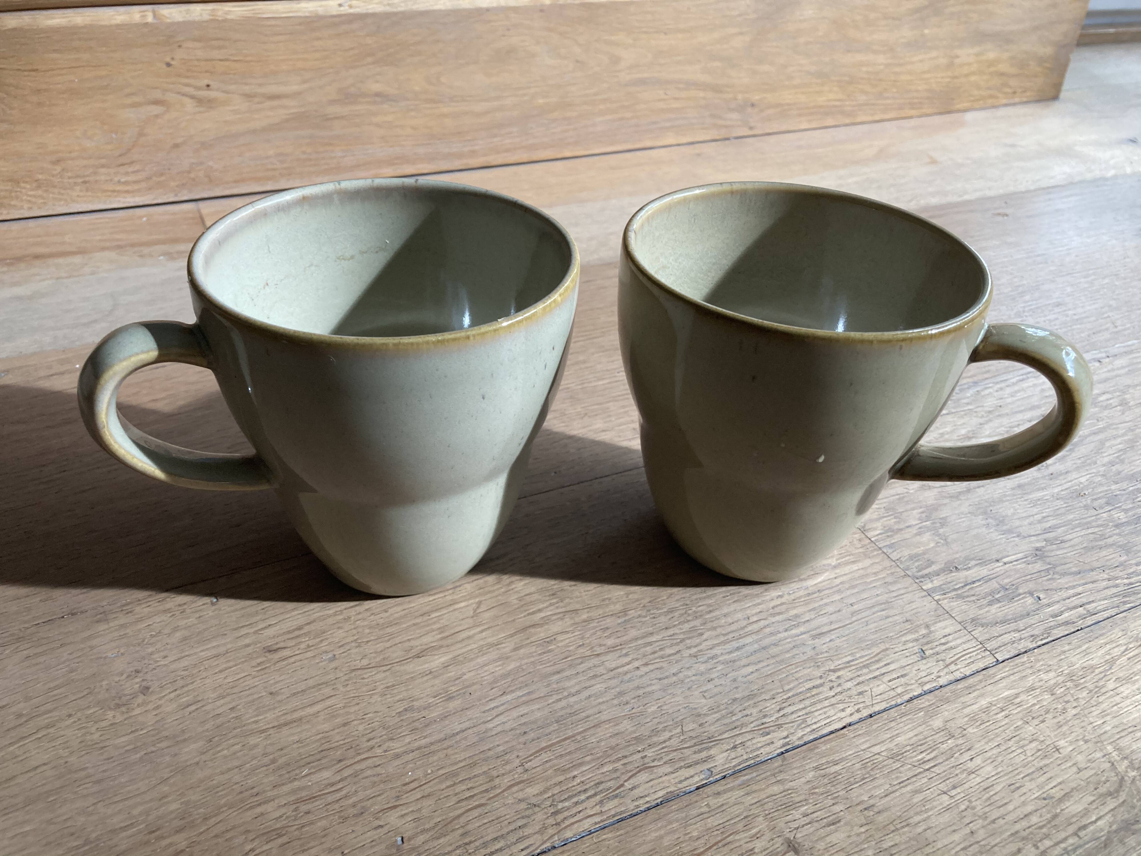 2 sandstone mugs