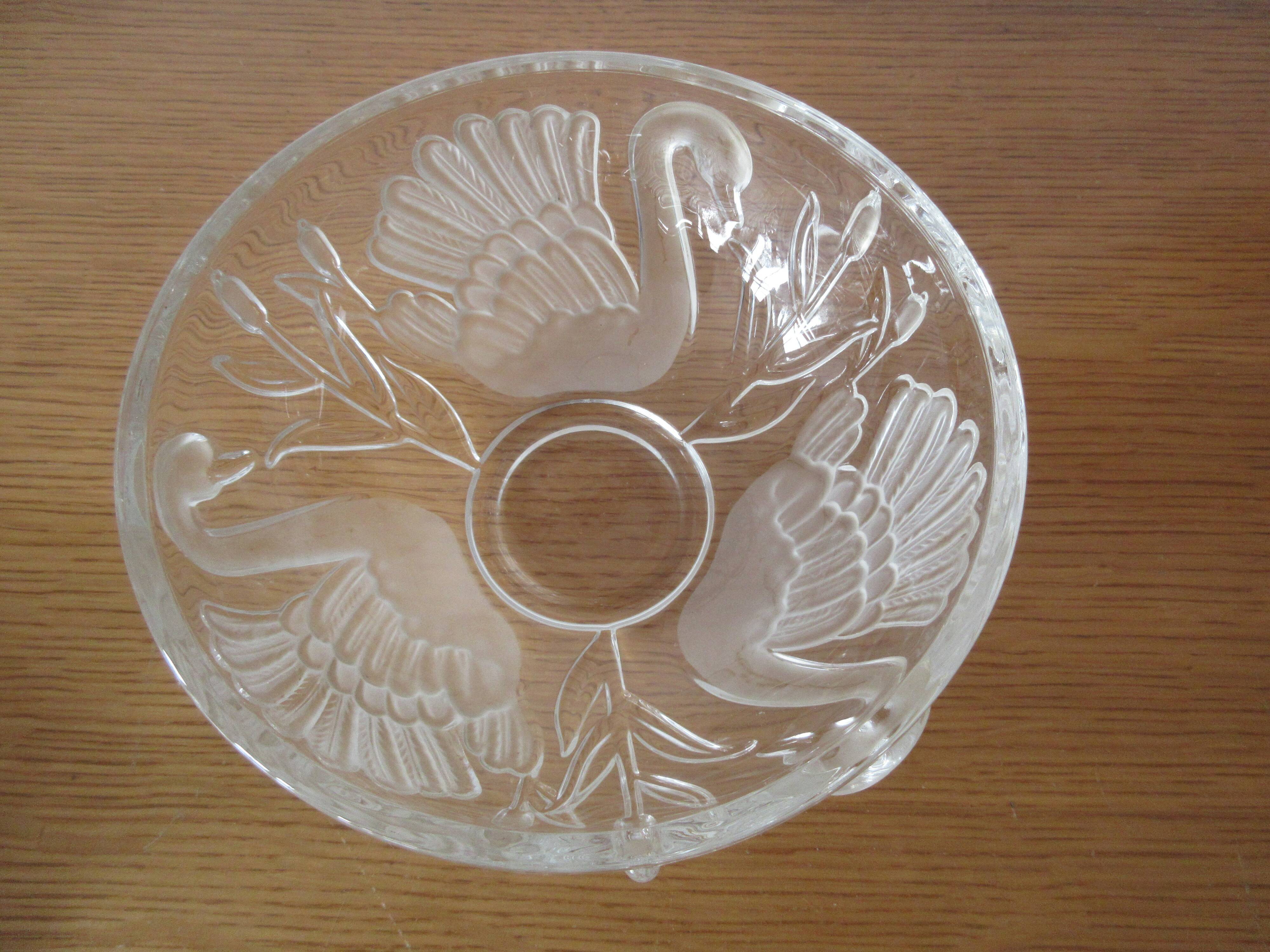 Vintage "swans" glass candy