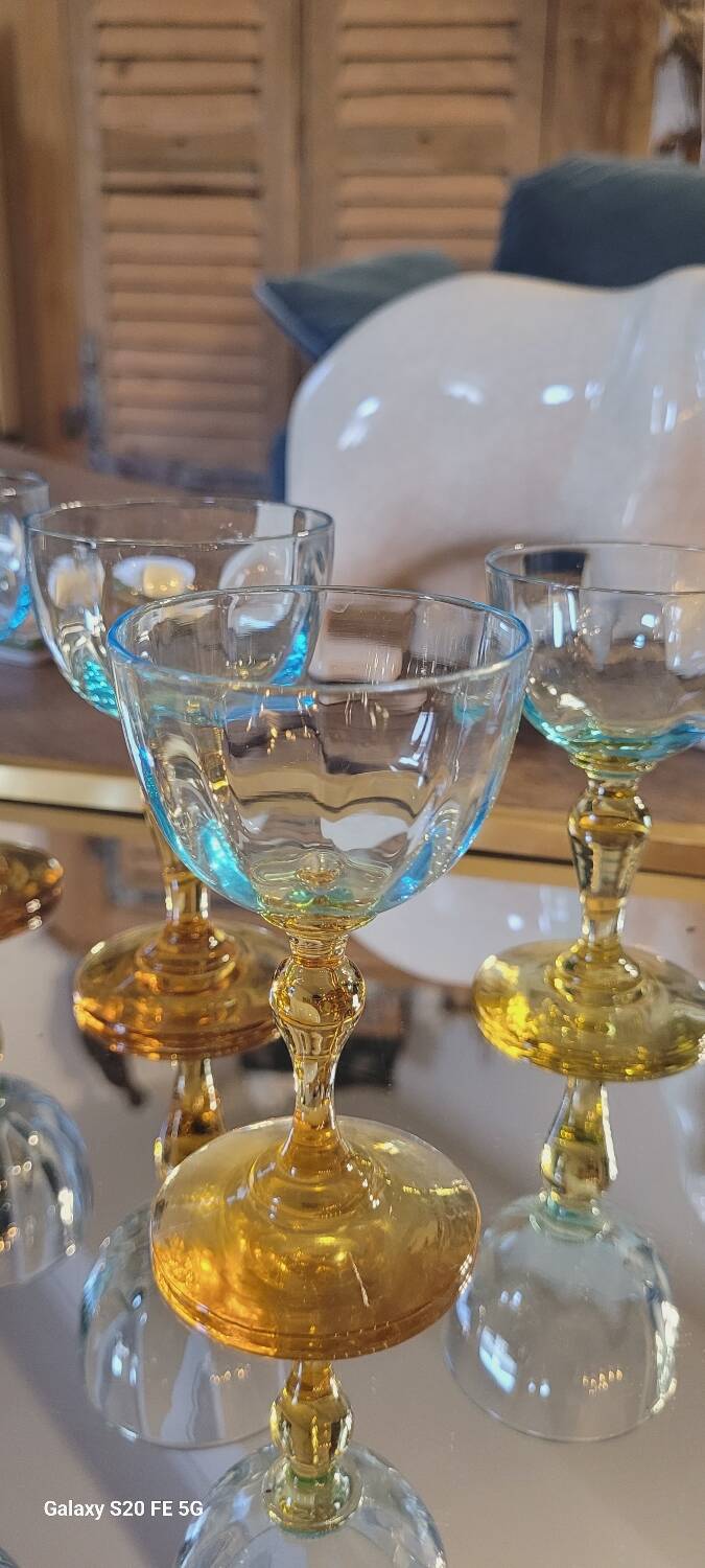 7 George Sand stemmed glasses
