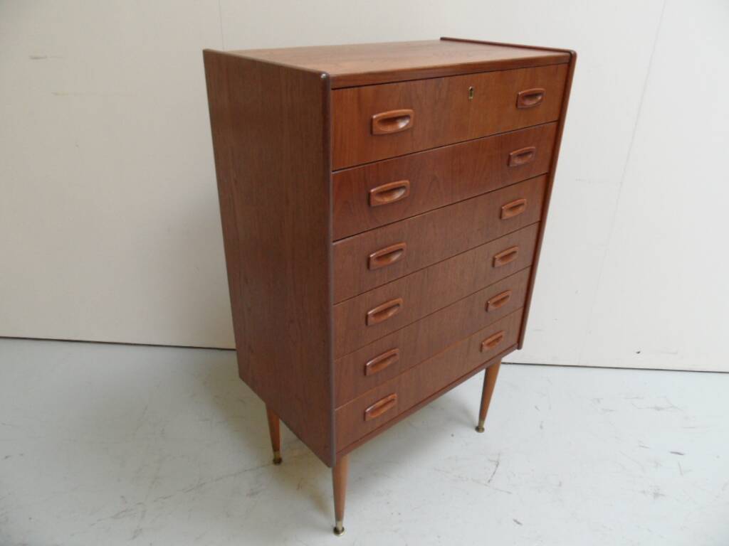 Mid Century chest of drawers 1950's