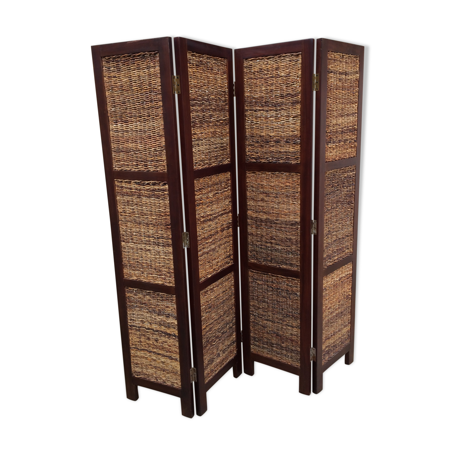 Screen is made of exotic wood 4 pans