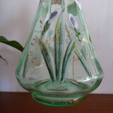 Ancienne carafe émaillée de fleurs en verre