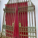 Magnificent and very large Napoleon III period castle gate in cast iron