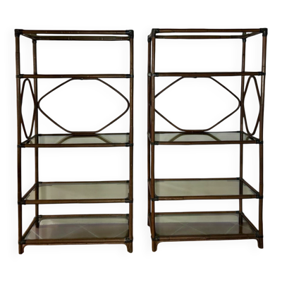 Étagères en rotin  et verre fumé, 60s .