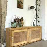 Sliding door buffet