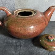 Théière de potier en grès émaillé vintage