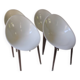 Set of 4 Mr Impossible white chairs by Philippe STARCK for Kartell.