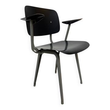 Friso Kramer Revolt arm chair for Ahrend de Cirkel 1953