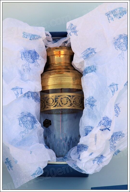 Shaker st louis crystal model thistle gold