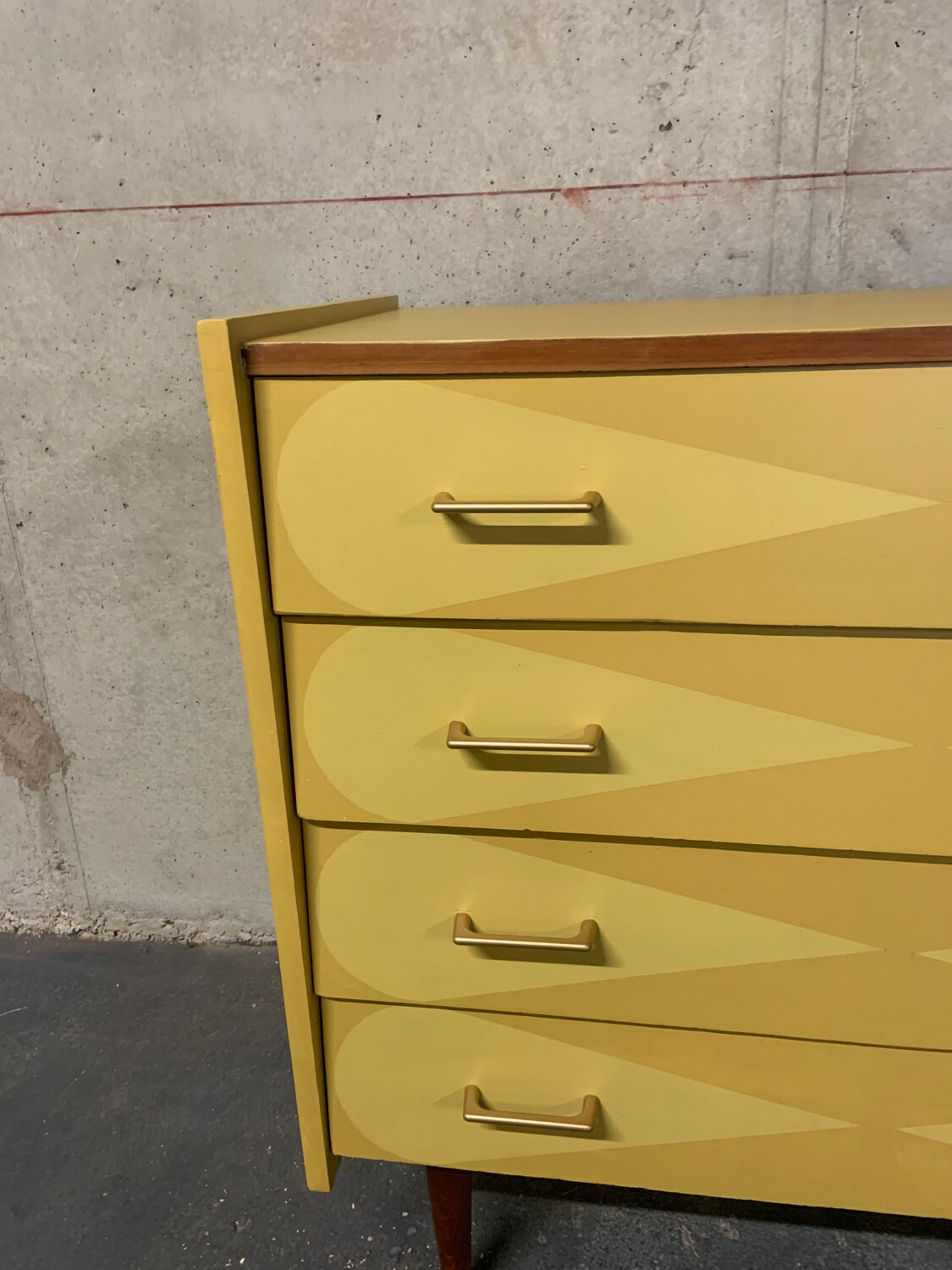 Commode vintage
