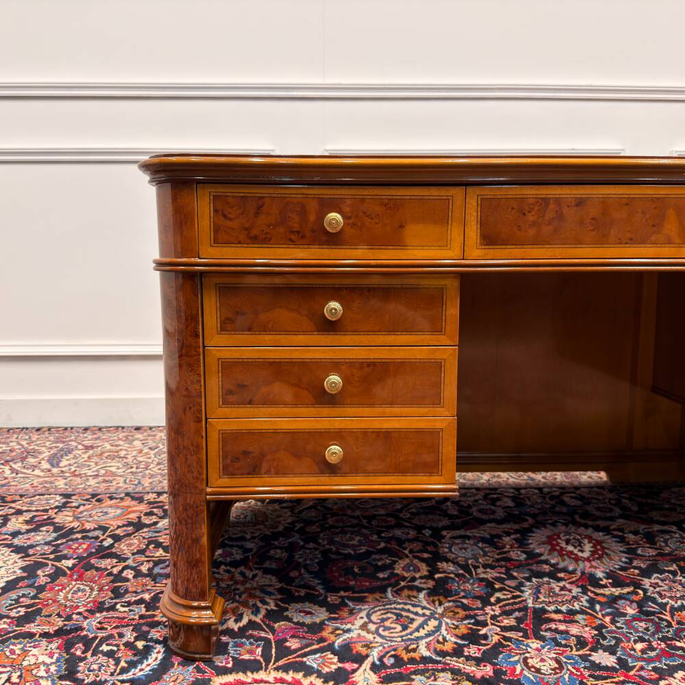 Bureau antique classique italien avec panneau arrière