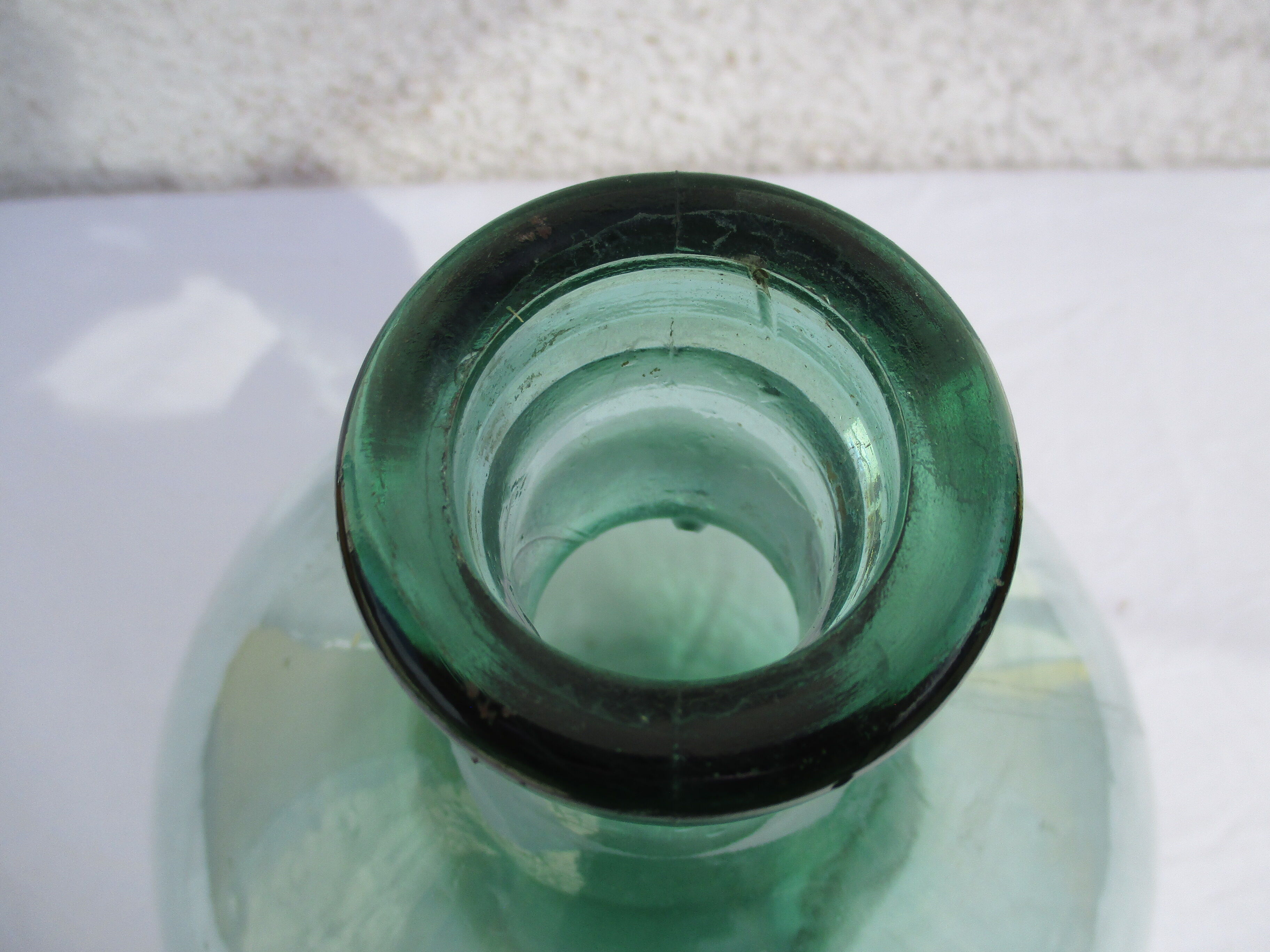 Canister dame-jeanne vdd glass molded green color 15 1/2 liters